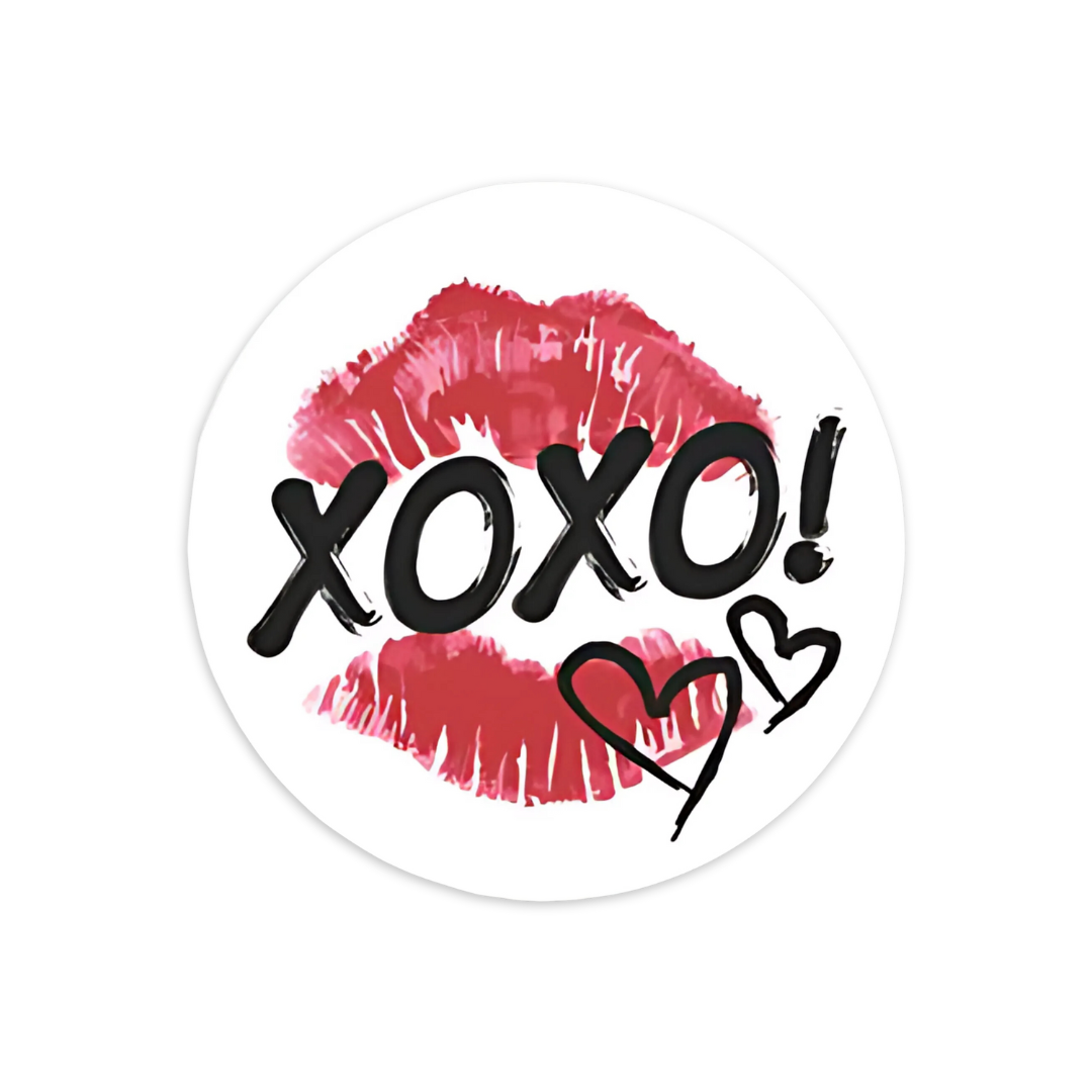 Kiss XOXO – Hugs and Kisses.